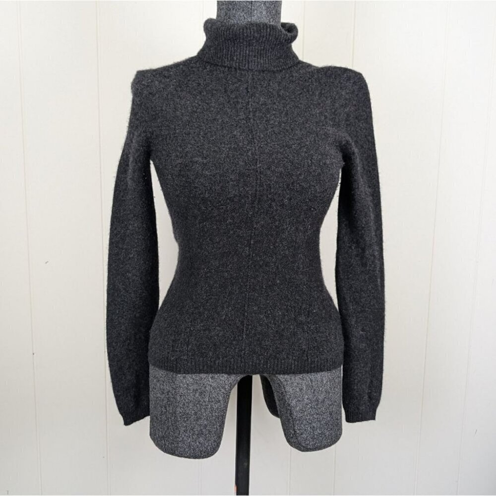 100% Cashmere size small  Grey Turtleneck Sweater